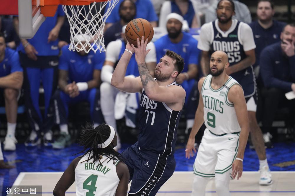 他曾在各种 他曾在各种