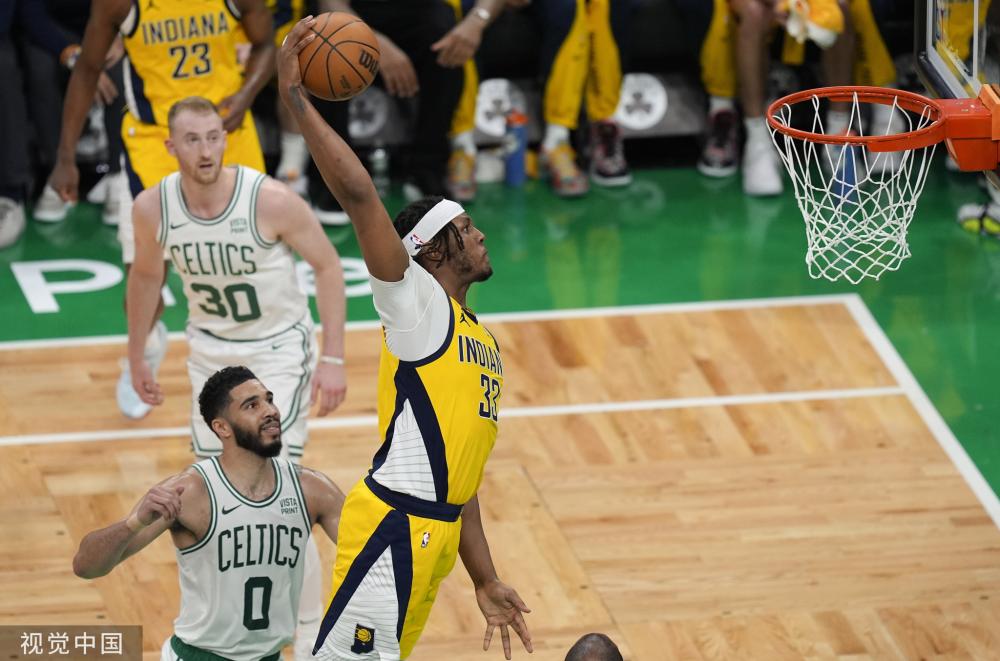 手屡屡偏出 手屡屡偏出